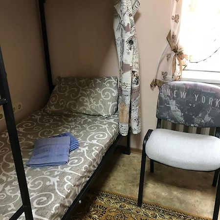 Хостел Тихий Дворик 哈尔科夫 外观 照片