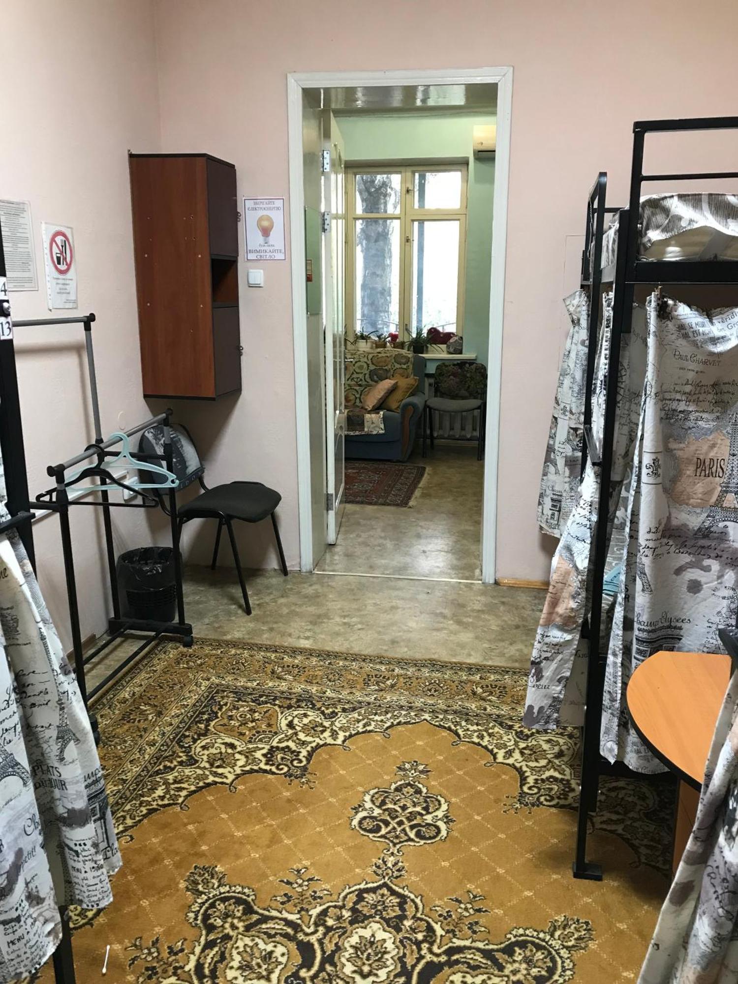 Хостел Тихий Дворик 哈尔科夫 外观 照片