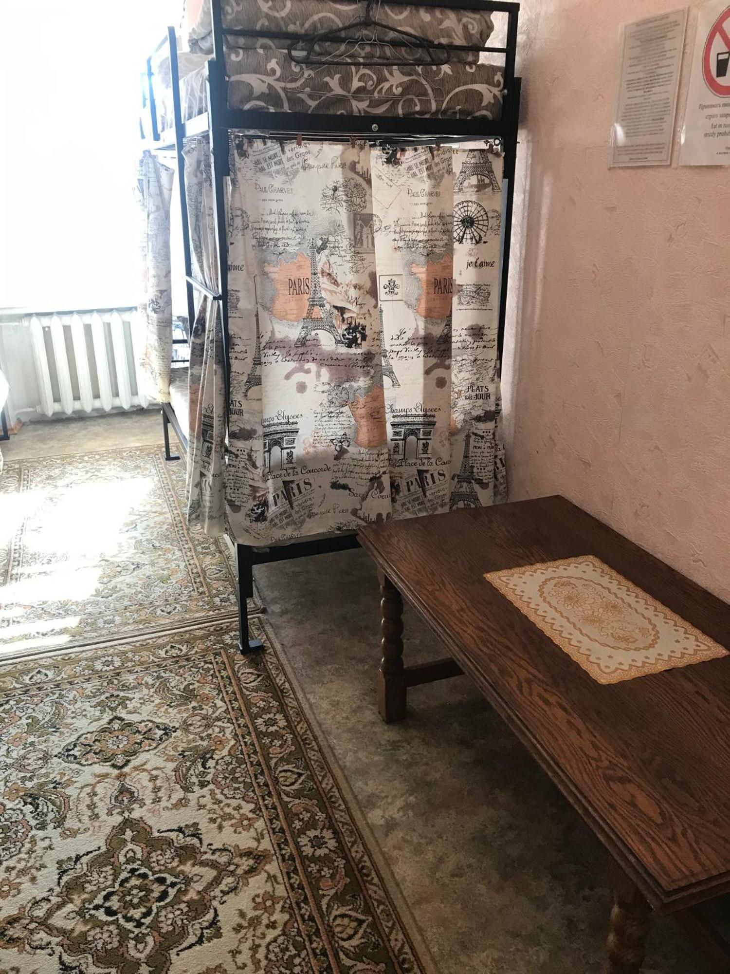 Хостел Тихий Дворик 哈尔科夫 外观 照片