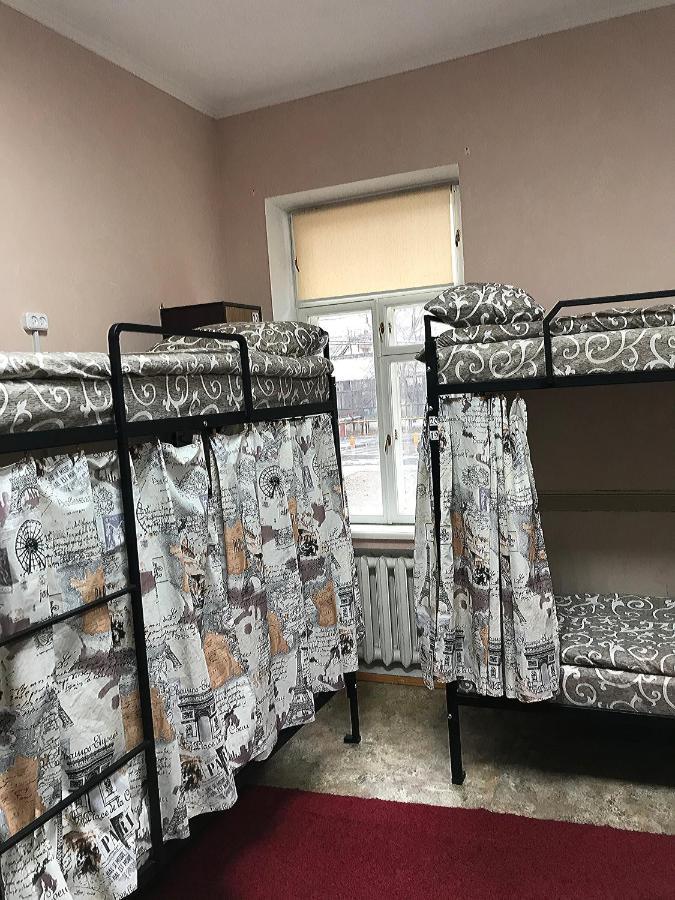 Хостел Тихий Дворик 哈尔科夫 外观 照片
